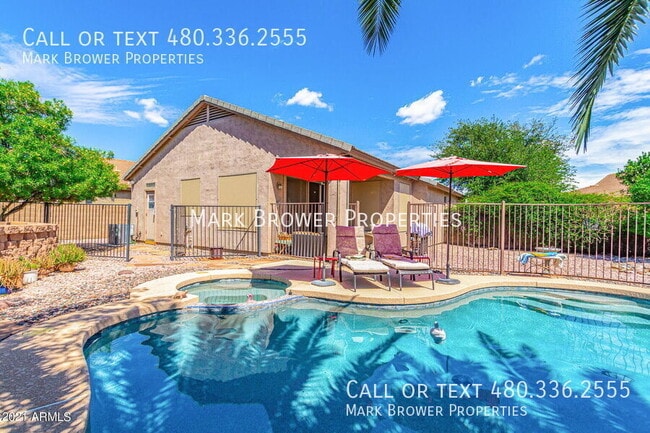 Building Photo - 2623 E Detroit Pl