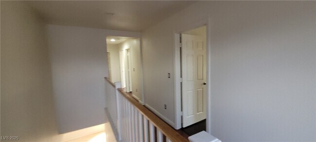 Building Photo - 8198 Rock Meadows Dr