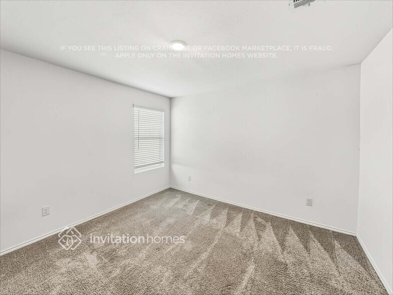 Building Photo - 141 Parish Ln