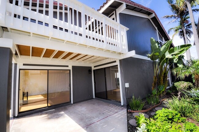 Building Photo - Coronado Cays 4 bd/2.5 ba home in Bahama Village