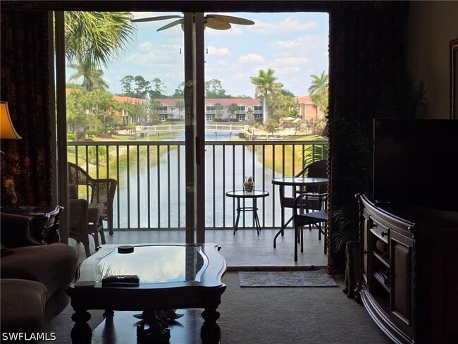 Building Photo - 20221 Estero Gardens Cir