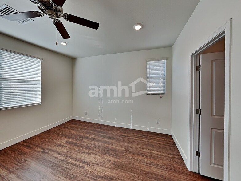 Building Photo - 21606 S 231st St