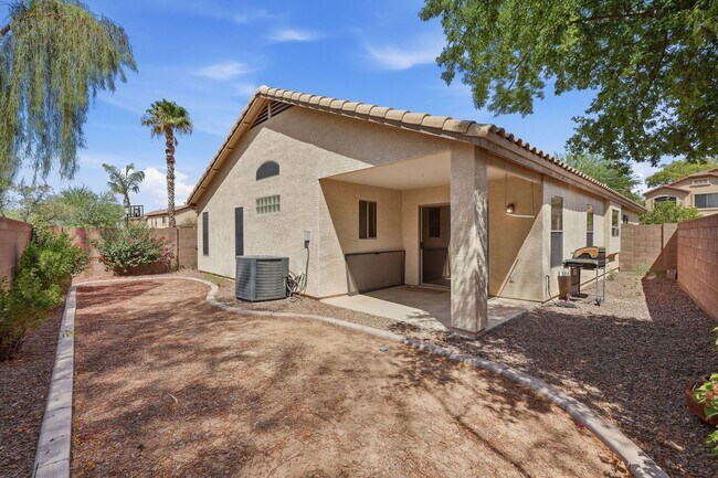 Building Photo - Single level home in Norterra on corner lot