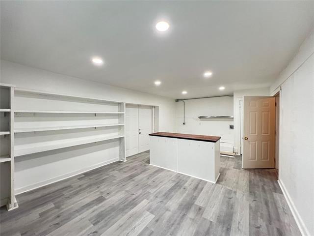 Building Photo - 208 Shelmar Dr