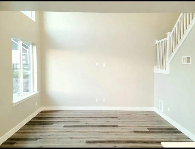 Building Photo - 1048 W 1860 S