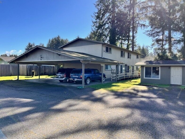 Building Photo - 401 Ranch Rd