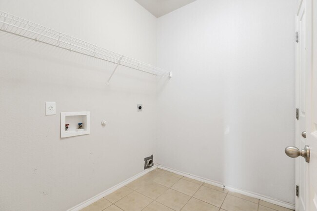 Building Photo - 3703 Majestic Sage