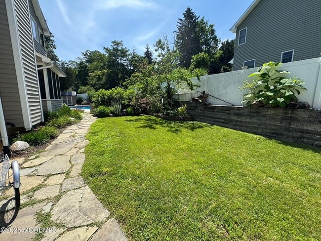 Building Photo - 244 Van Kirk Ave