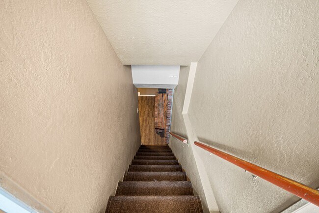 Building Photo - 4 Bed ranch home in Pueblo with Garage!