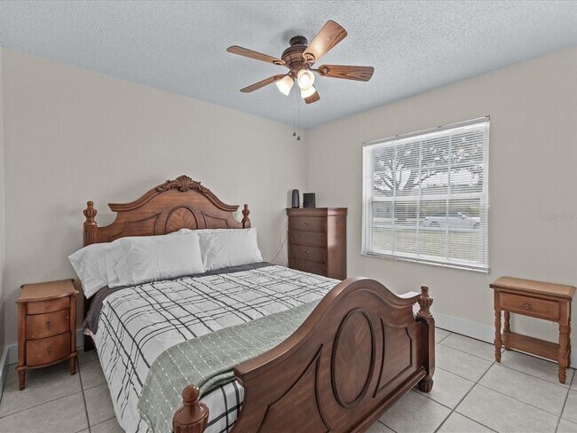 Building Photo - 226 Windward Way