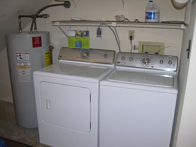 Laundry - 608 Boissevain Ave