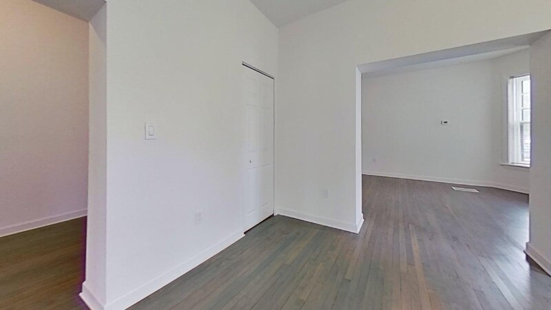 Building Photo - 2803 E Belleview Pl