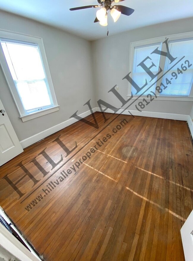 Building Photo - Three Bedroom Home in Edgewood Grove