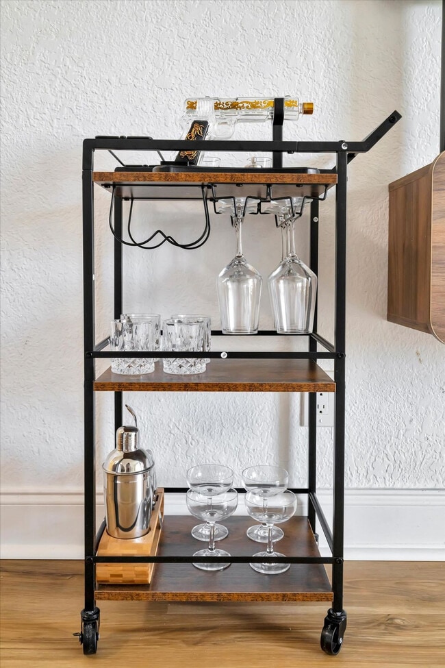 Building Photo - 2506 N Rocky Point Dr