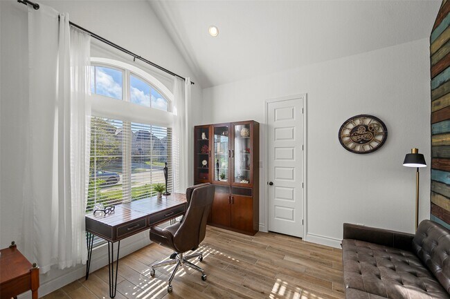 Building Photo - 2126 Partridgeberry Ln