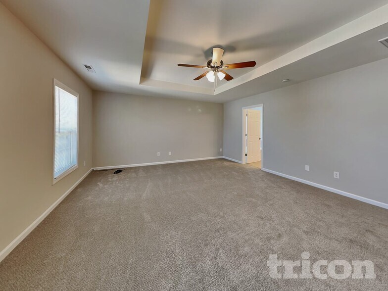 Building Photo - 30 Rowan Dr