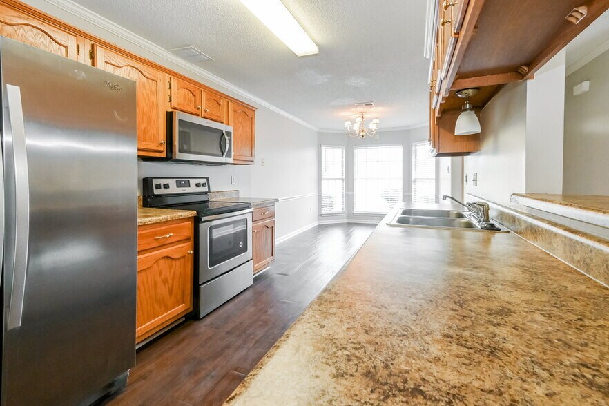 Building Photo - 7291 Bridle Ln