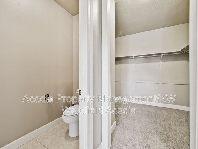 Building Photo - 912 N 980 W