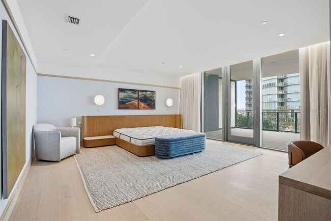 Building Photo - 3015 S Ysabella Ave