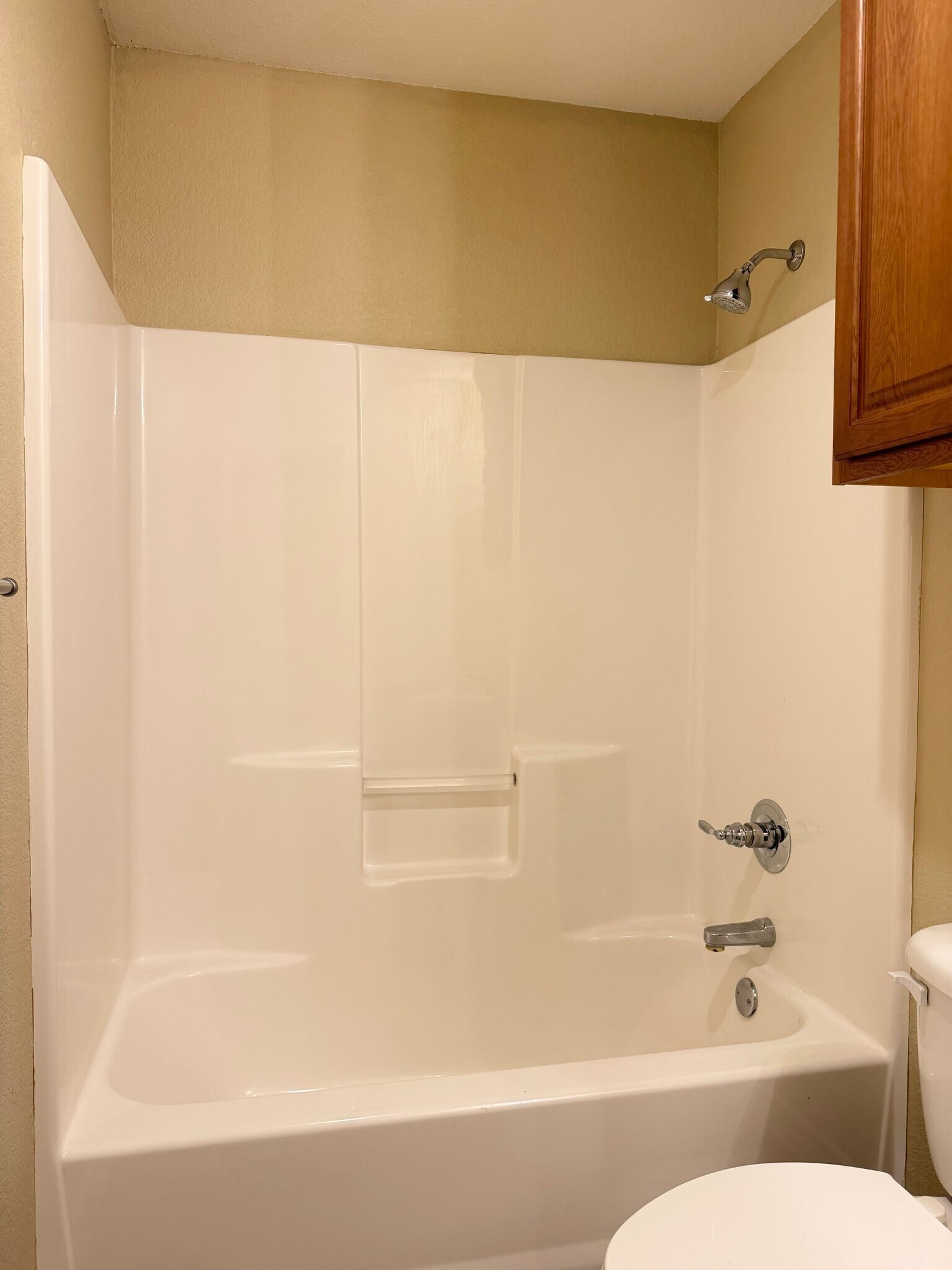 Building Photo - 5109 Graceland Dr