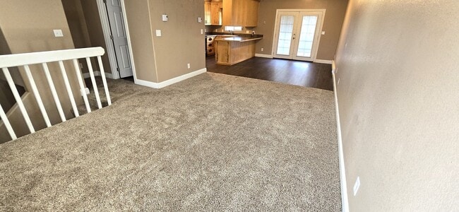 Building Photo - 2 Bedroom, 1.5 Bathroom, 1 Car Garage For Rent In The 4-J Subdivision