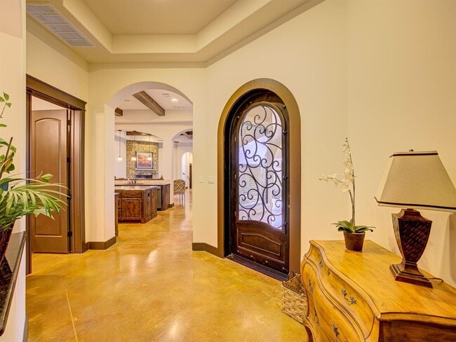 Building Photo - 1310 Minnie Dr
