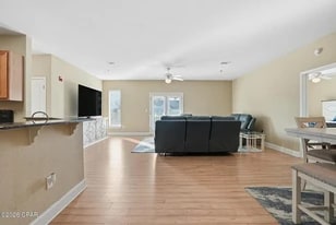Building Photo - 2104 Avensong Ln