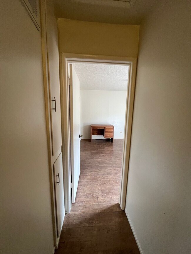 Building Photo - Oroville 4 bed 2 bath 3300sqft country hom...