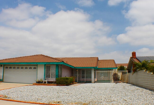 Building Photo - Newly Updated 4 bedroom home for Rent.