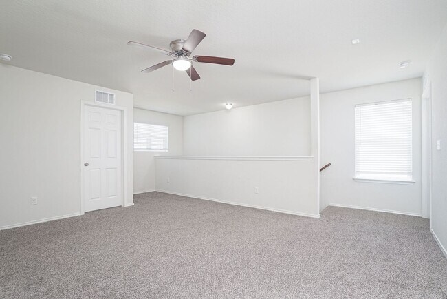 Building Photo - 4-Bedroom Home in New Braunfels with 3 Baths + Open Living Design