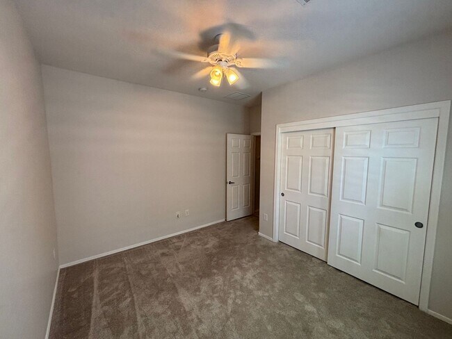 Building Photo - Charming 2-Bed Retreat with Covered Patio in Solera 55+