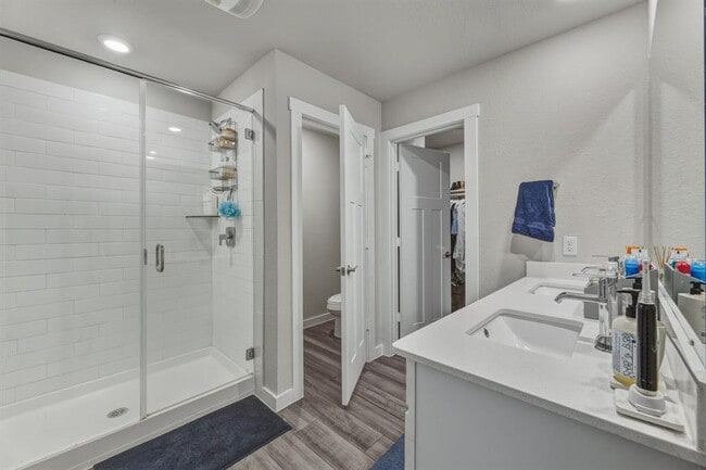 Building Photo - 1129 Tipton St