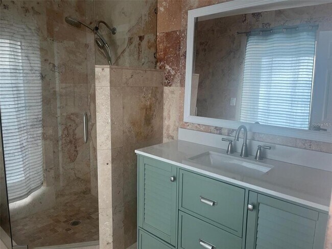 Building Photo - 4230 Shady Oaks Ct