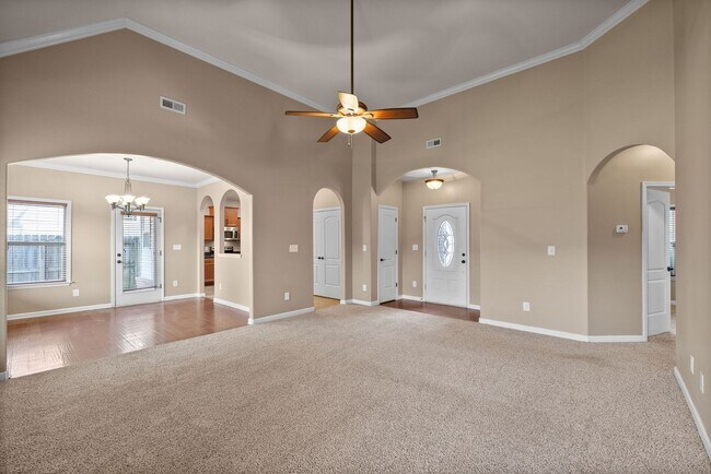 Building Photo - Three Bedroom in Fields of Northmeade!