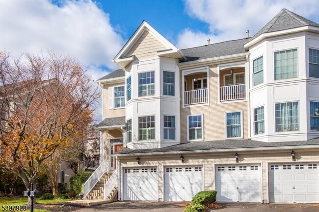 Building Photo - 43 S Shore Dr