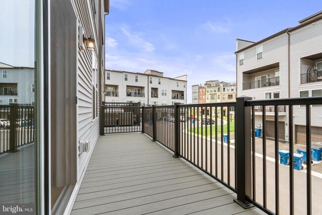 Building Photo - 44487 Wolfhound Sq