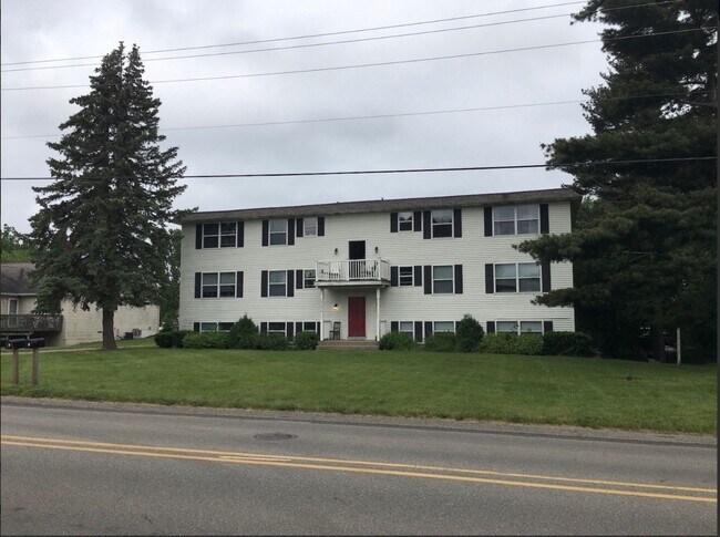 Building Photo - Charming 1 Bed / 1 Bath Ground Floor Unit in the Heart of Allendale