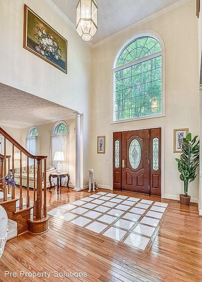 Building Photo - 5 br, 4 bath House - 3416 Burgh Lane