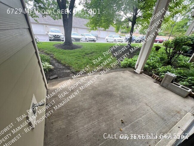 Building Photo - 6729 Meadow Creek Dr
