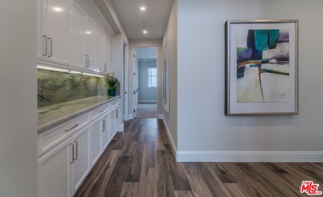 Building Photo - 810 S Catalina Ave