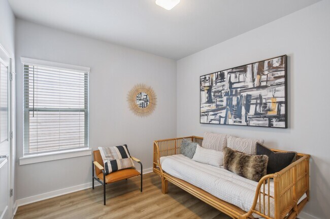 Building Photo - 5783 Spring Stuebner Rd