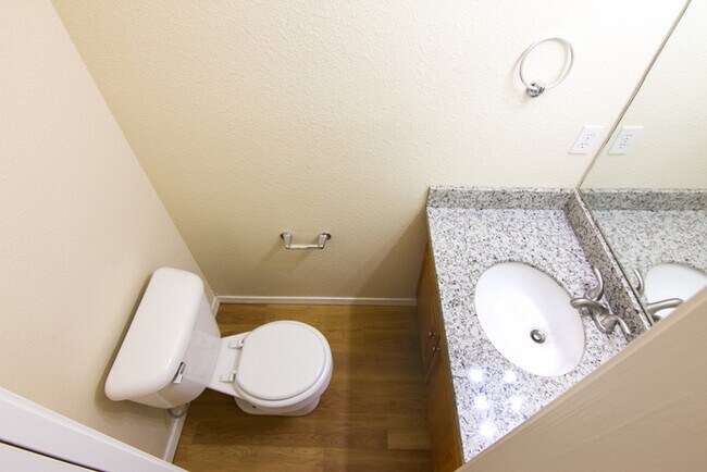 Building Photo - 18632 SW Bryant St