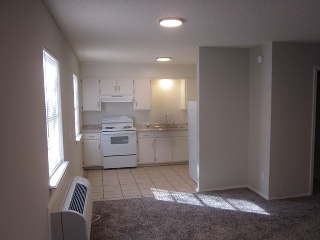 Building Photo - 4123 S Washington St