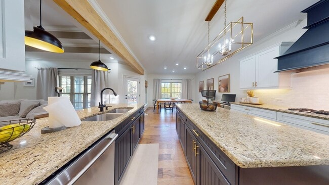 Building Photo - Asheton Lakes