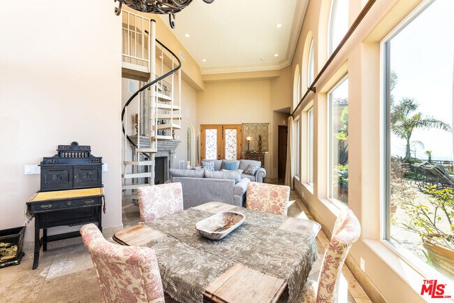 Building Photo - 31280 Bailard Rd