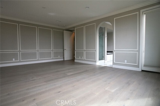 Building Photo - 120 Long Fence