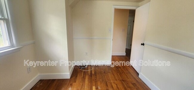 Building Photo - 813 Highland Ave