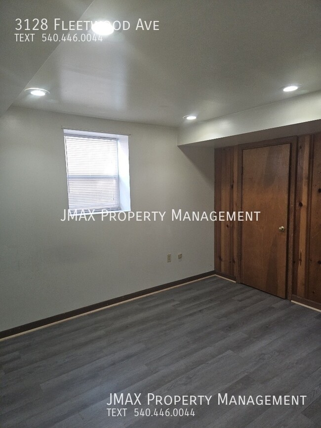 Building Photo - This property has a no security deposit op...