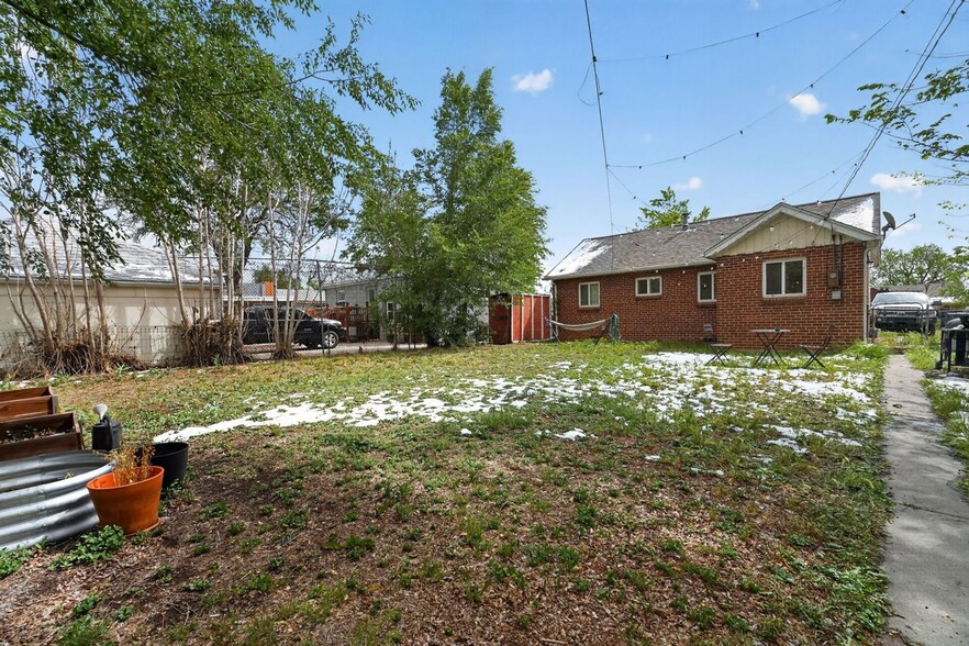 Building Photo - 4745 Zuni St