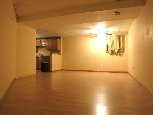 Building Photo - 2039 Tamahawk Ln